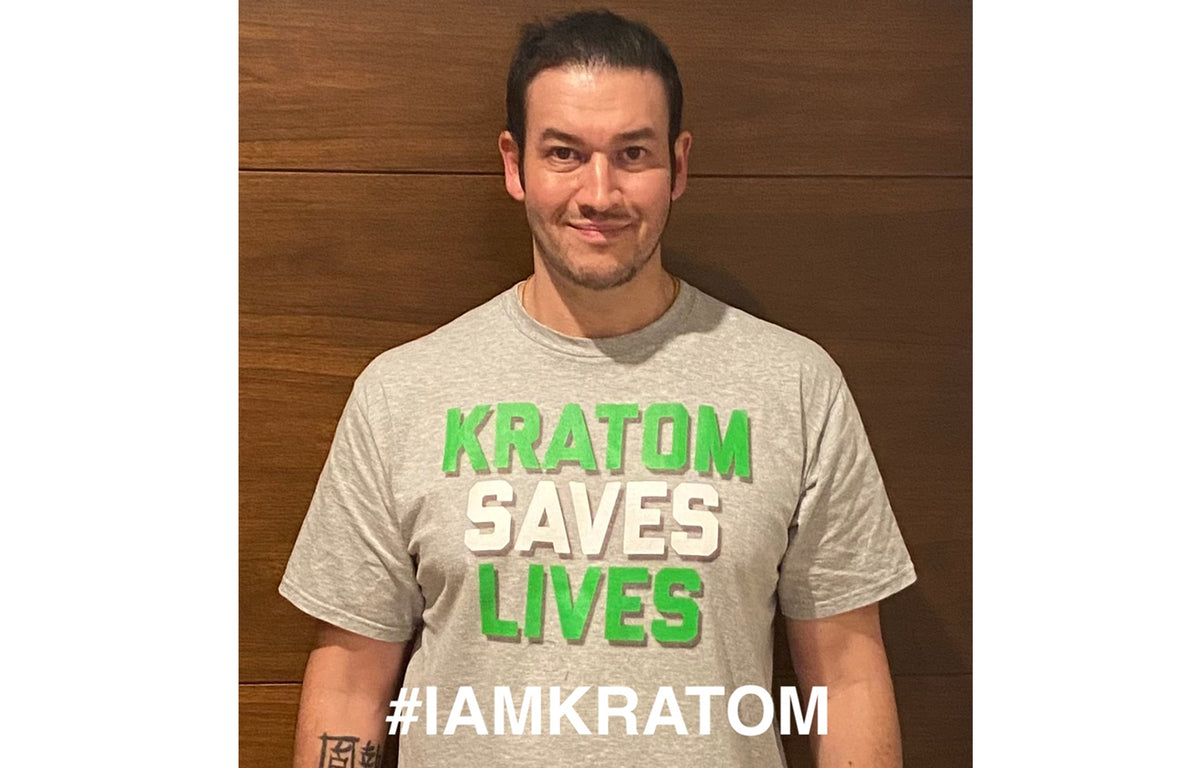 "Kratom Saves Lives" T-Shirt; #IamKratom